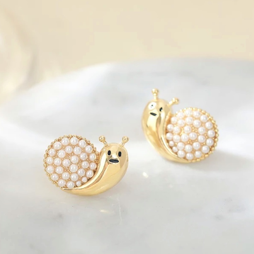 “Snail Mail” Pearl Gold Insect Botanical Modern Gift/Kids/Wedding Stud Earrings
